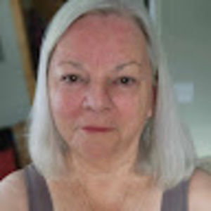 Meet your Posher, Cecelia